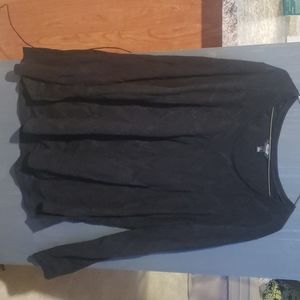Long sleeve scoop neck